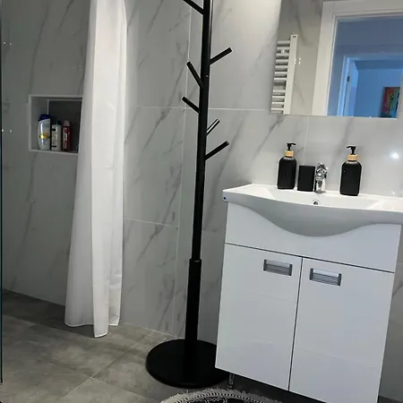 Apartment Frida *